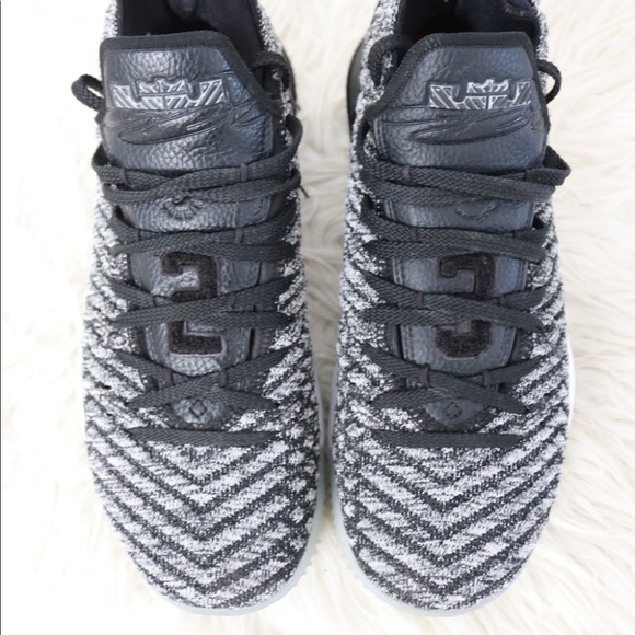 Nike Lebron 16s “Oreos” (Size 8 1/2US) - Picture 12 of 16
